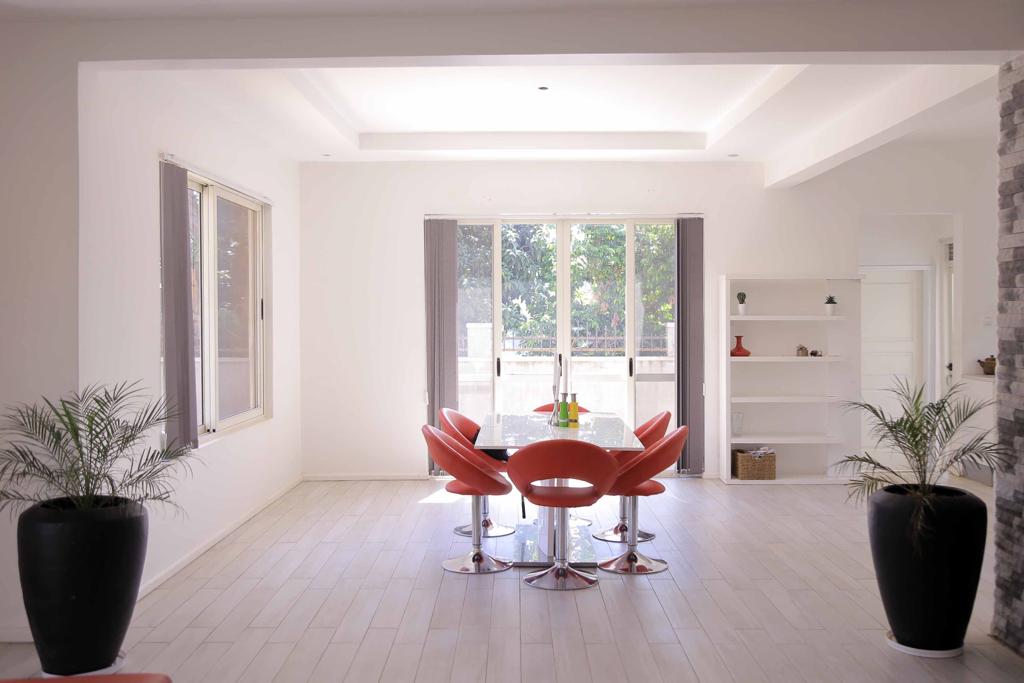 Elegant Bungalow - Kitchen